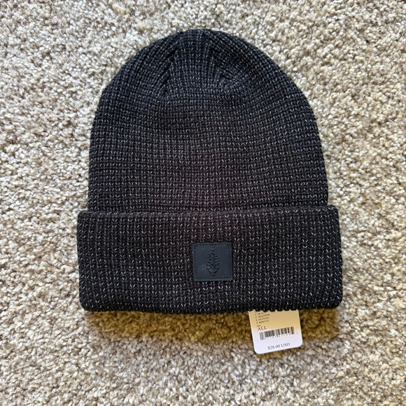 Free People Let's Race Fleece Lined Recycled Yarn Beanie NWT Black - Picture 3 of 5